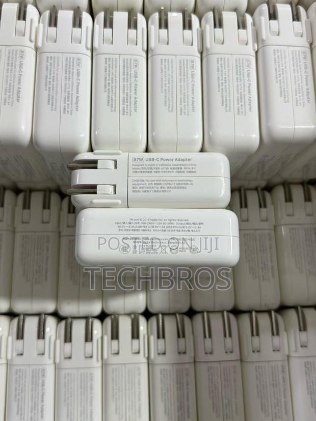 Home Used Original Macbook Type C Adapter 87w · Photo 4