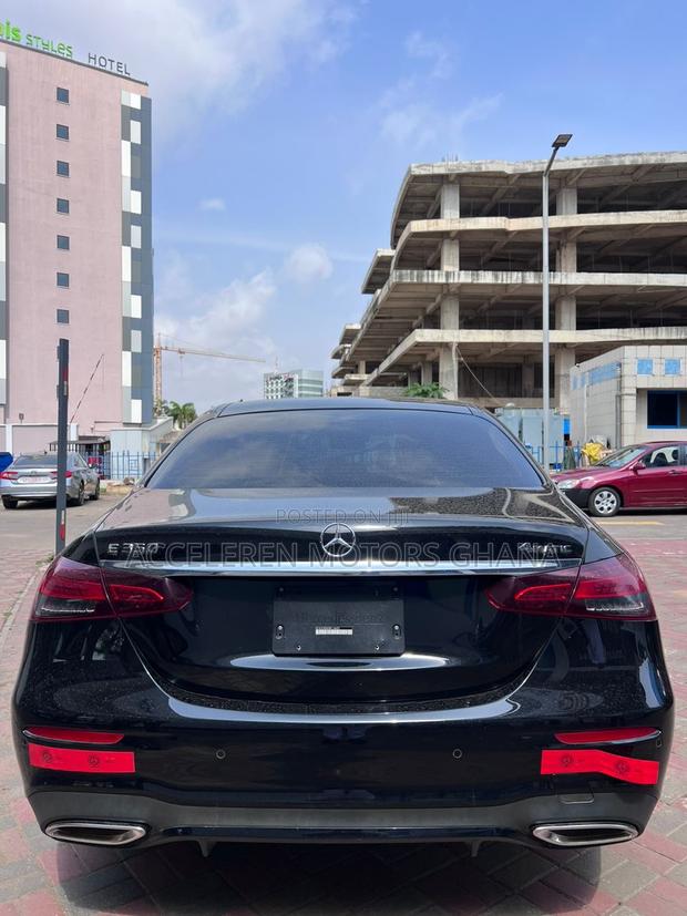 Mercedes-Benz E350 2023 Black