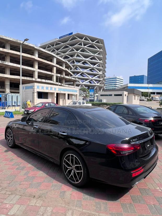 Mercedes-Benz E350 2023 Black