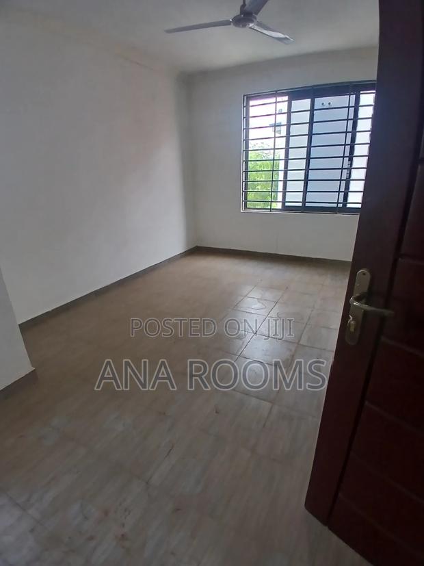 2bdrm Townhouse/Terrace in Ana Rooms, Tema Metropolitan for sale · Photo 3