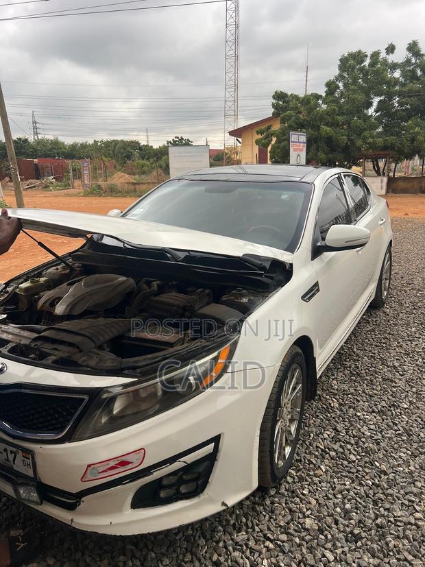 Kia Optima 2013 White photo 5