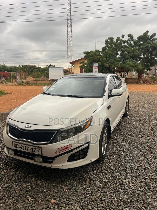 Kia Optima 2013 White photo 3