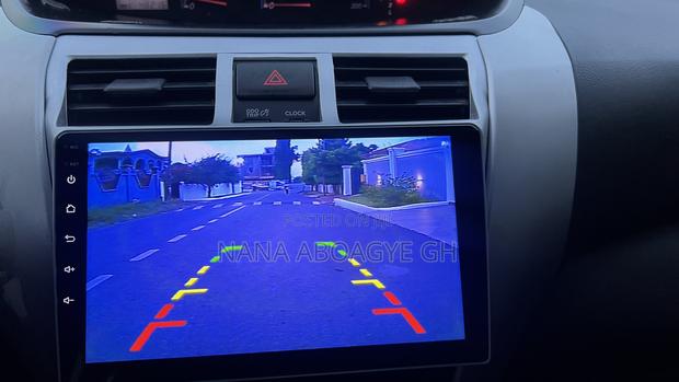 Toyota Belta 2010 Silver