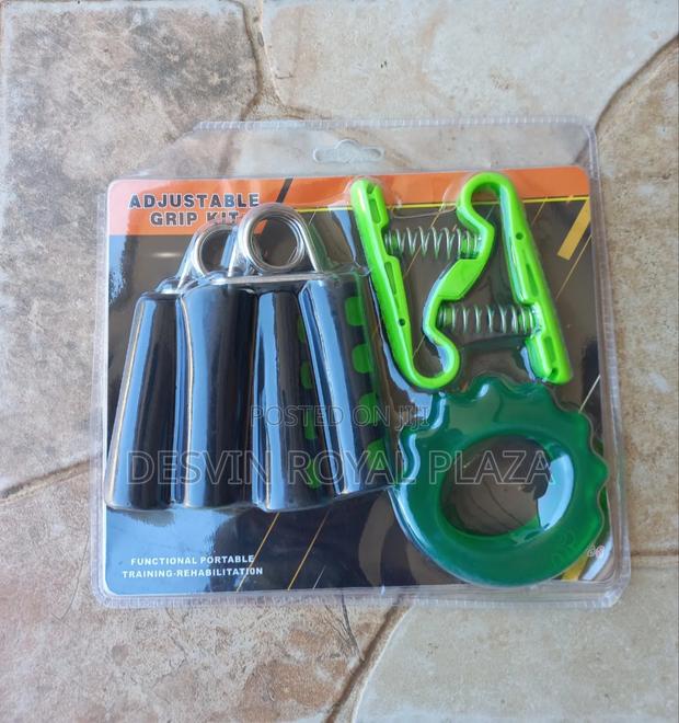 Multifunctional Hand Grip Set
