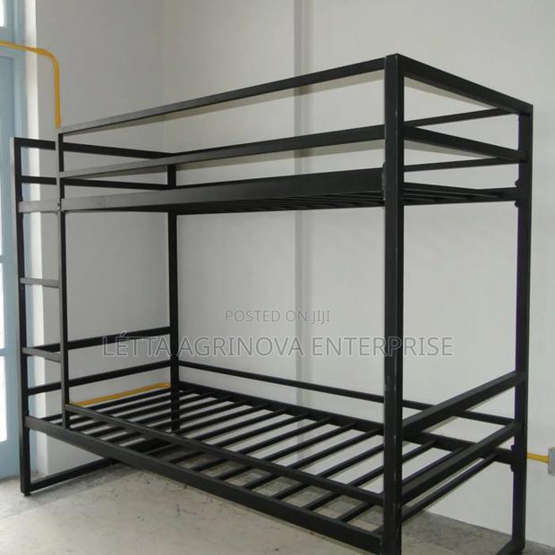 Detachable Modern Metal Bunk Bed Frame · Photo 3