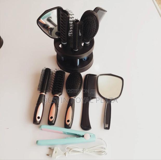 Hair Straightener+Brush+Comb+Mirror ( 6 in 1 )