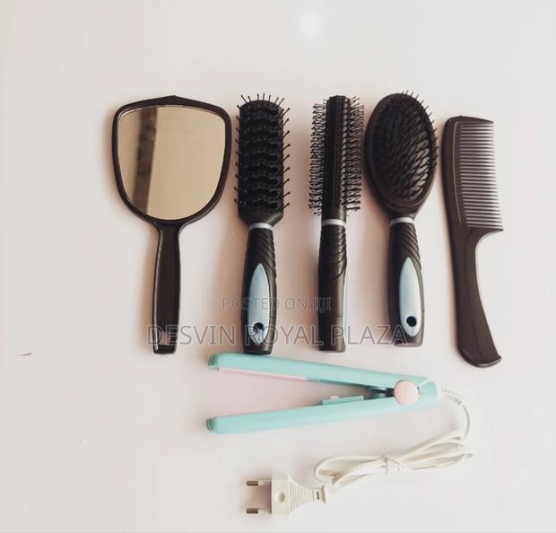 Hair Straightener+Brush+Comb+Mirror ( 6 in 1 ) photo 2