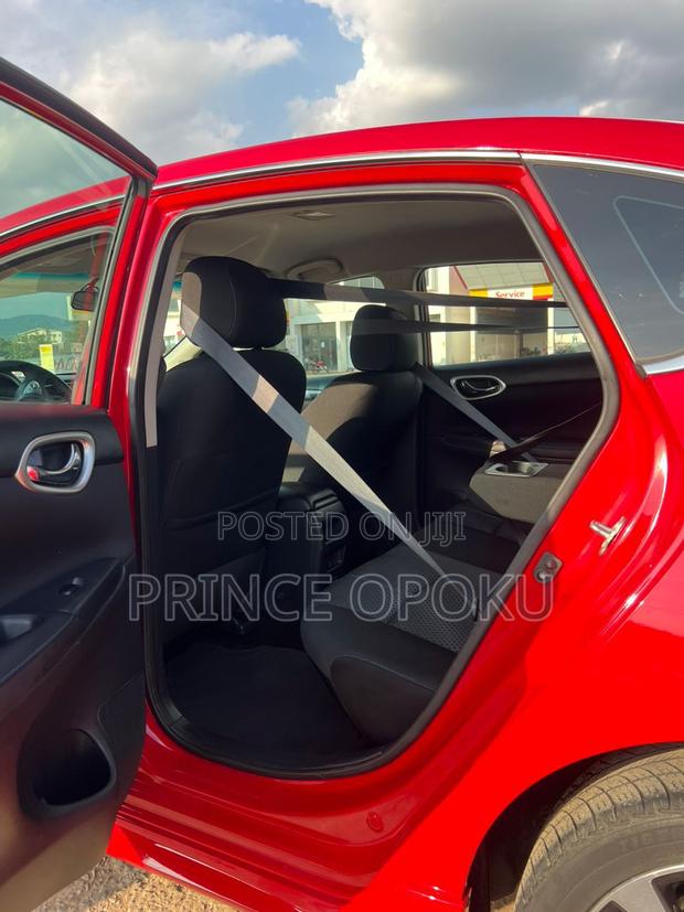 Nissan Sentra SR 2018 Red