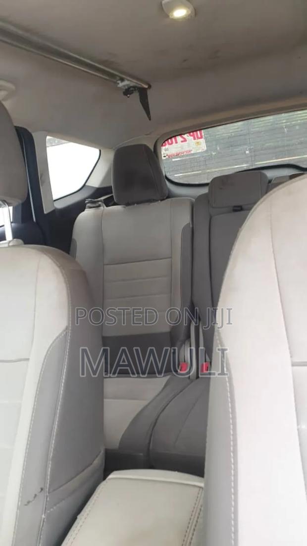 Ford Escape SE 4dr SUV (1.6L 4cyl Turbo 6A) 2015 White