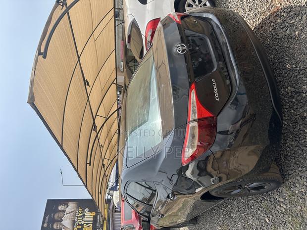 Toyota Corolla LE Eco 4dr Sedan (1.8L 4cyl CVT) 2014 Black