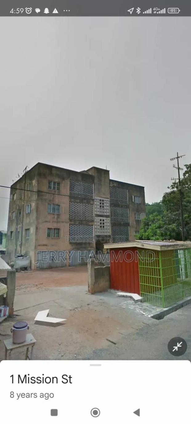 12bdrm Mansion in Osu Oxford Street for sale · Photo 4
