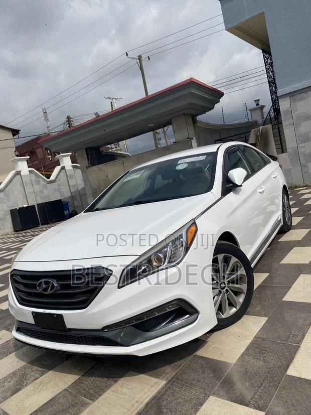 Hyundai Sonata Sport 2.0T 4dr Sedan (2.0L 4cyl Turbo 6A) 2015 White