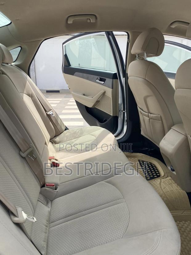 Hyundai Sonata Sport 2.0T 4dr Sedan (2.0L 4cyl Turbo 6A) 2015 White