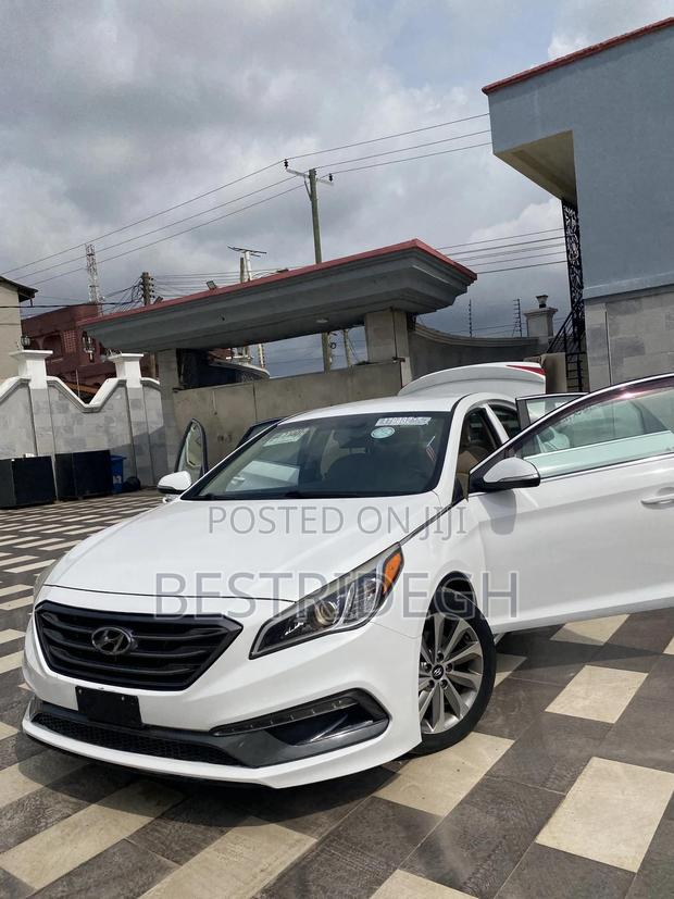 Hyundai Sonata Sport 2.0T 4dr Sedan (2.0L 4cyl Turbo 6A) 2015 White