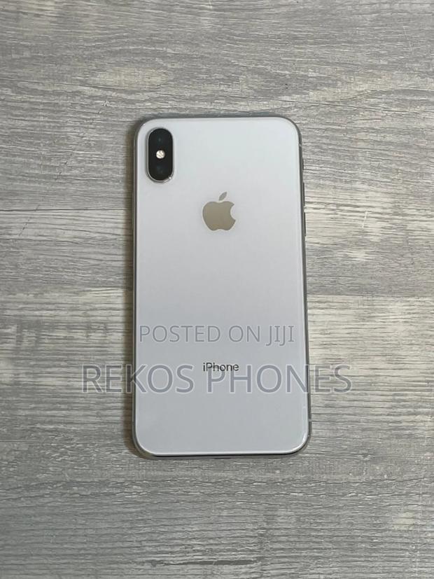 New Apple iPhone X 64 GB White photo 2