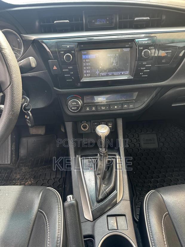 Toyota Corolla LE Eco 4dr Sedan (1.8L 4cyl CVT) 2014 Black