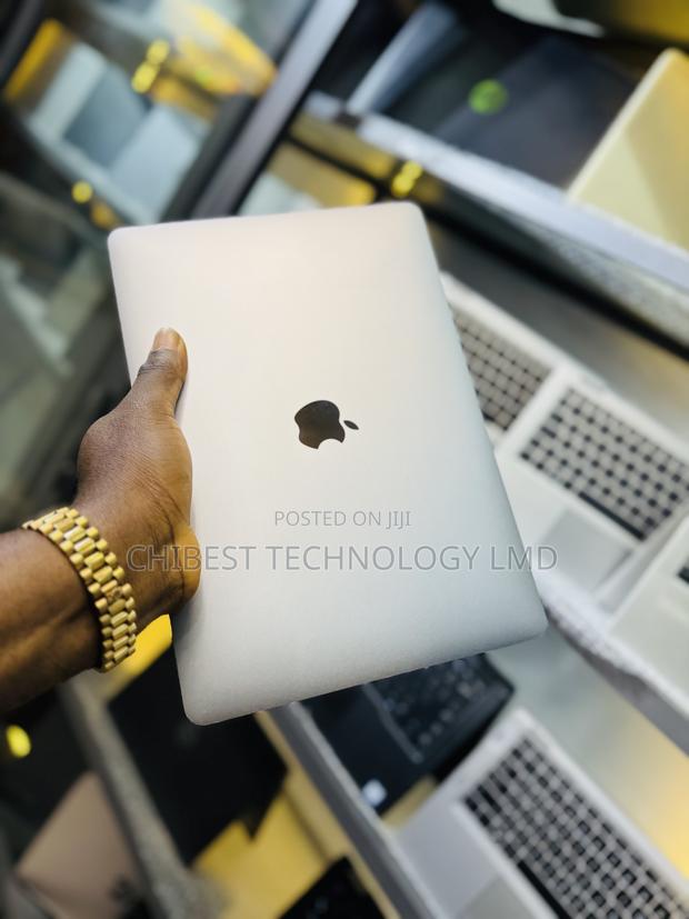 Laptop Apple MacBook Pro 2017 16GB Intel Core i7 SSD 1T photo 3