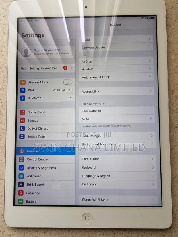 Apple iPad 9.7 32 GB Silver photo 3