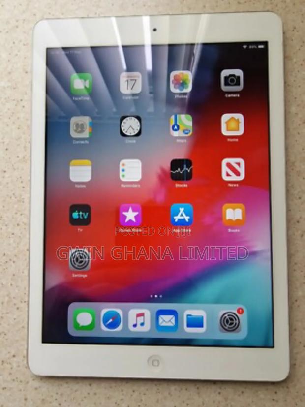 Apple iPad 9.7 32 GB Silver