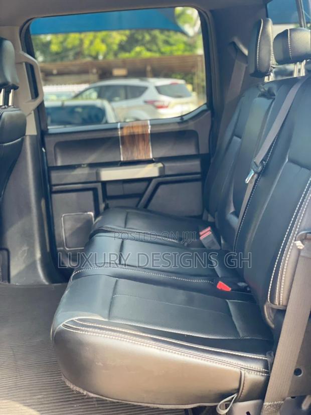 Ford F-150 2019 Black photo 5