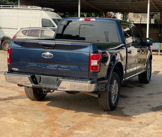 Ford F-150 2019 Black photo 11
