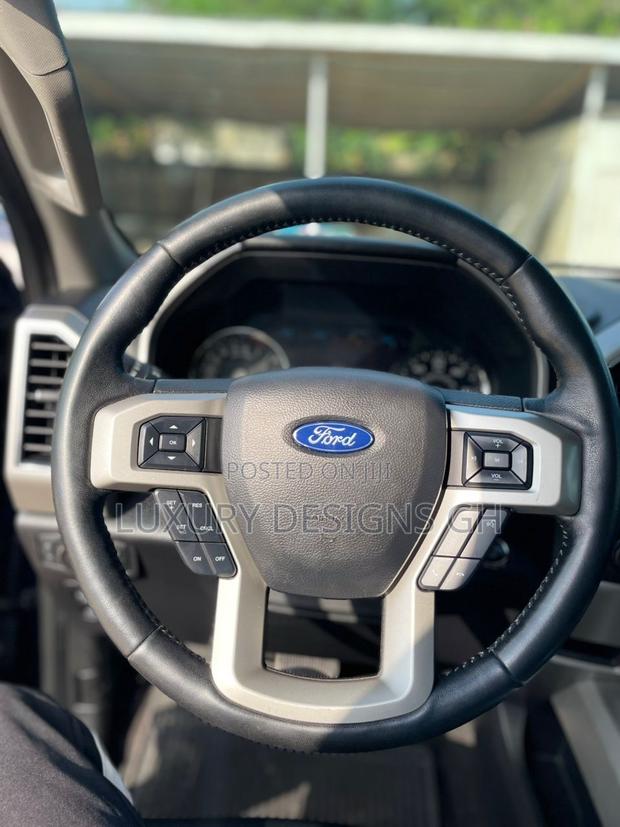 Ford F-150 2019 Black photo 7