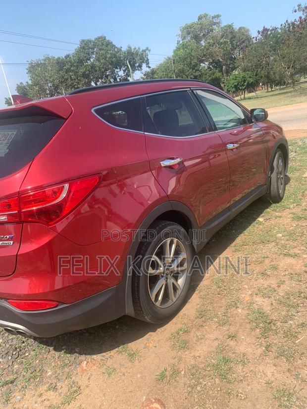 Hyundai Santa Fe 2014 Red