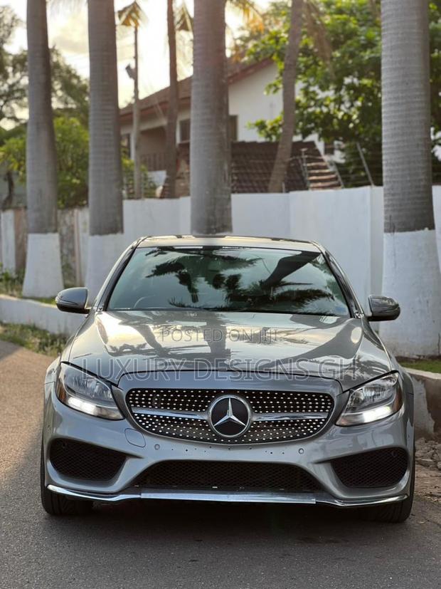 Mercedes-Benz C300 2016 Gray