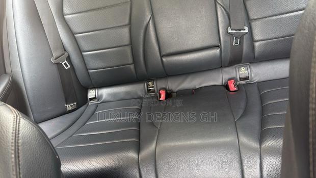 Mercedes-Benz C300 2016 Gray photo 5