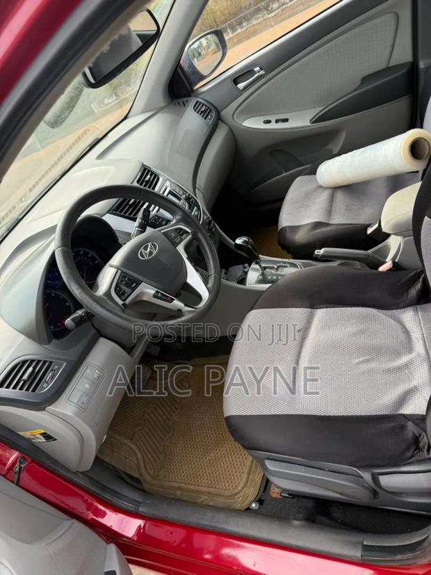 Hyundai Accent GS 4dr Hatchback (1.6L 4cyl 6A) 2015 Red