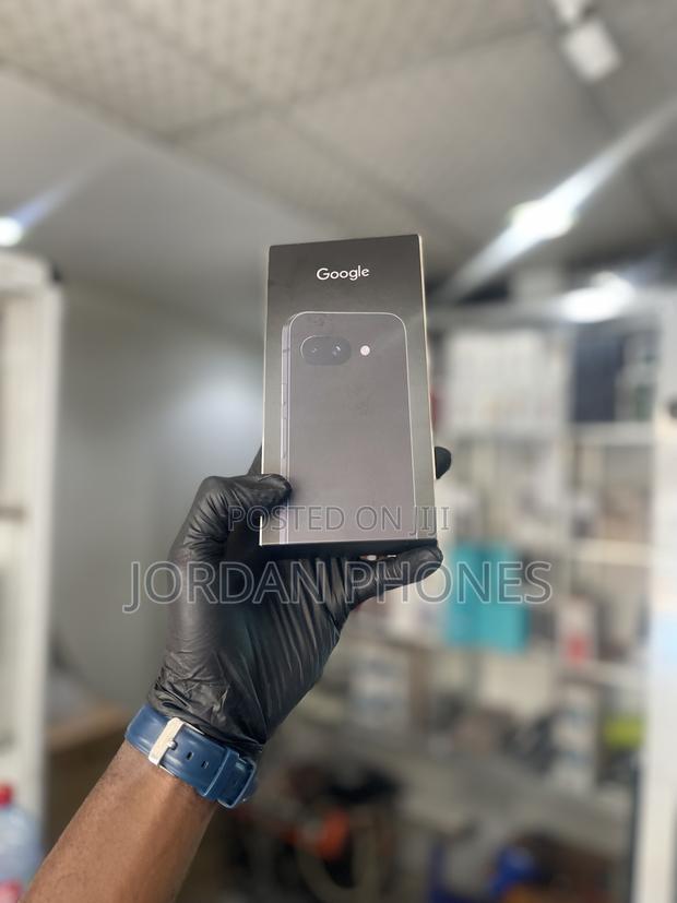 New Google Pixel 9a 128 GB Black photo 3