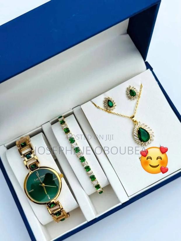 Calvin Klein Set of Necklace photo 2