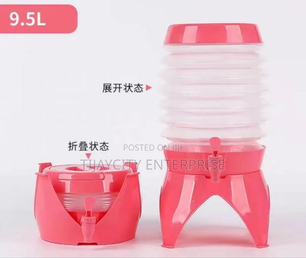 Collapsible Beverage Dispenser
