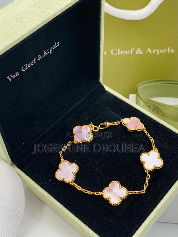 Van Clreff Bracelet