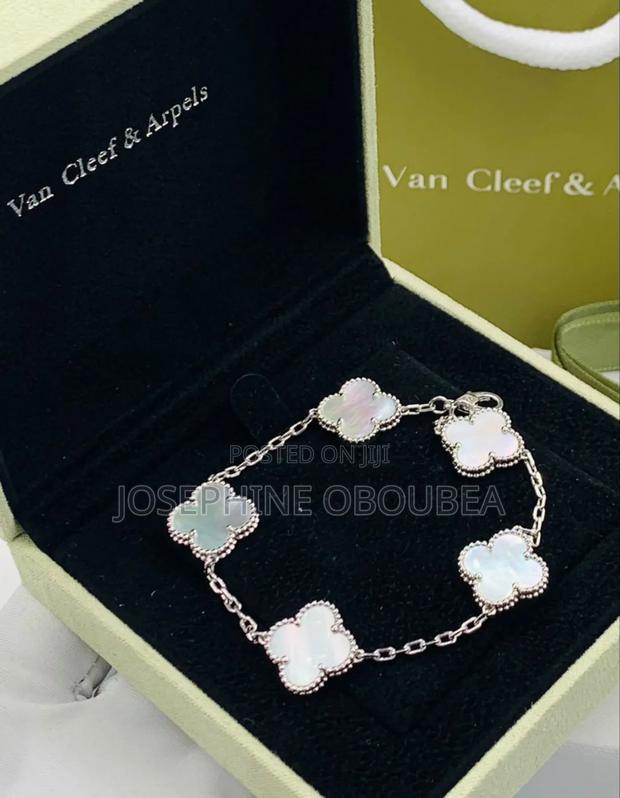 Van Clreff Bracelet photo 3