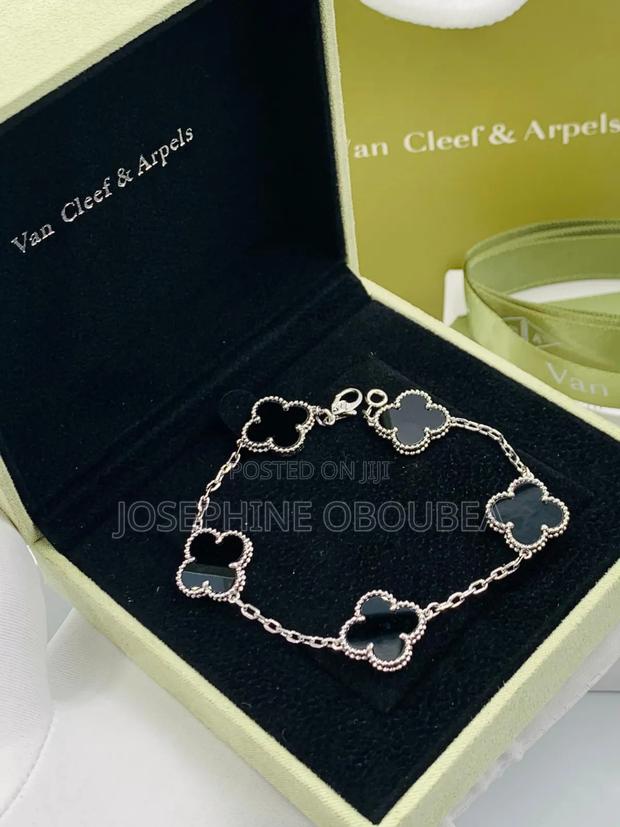 Van Clreff Bracelet photo 4