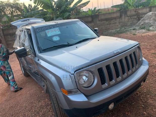 Jeep Patriot Latitude FWD 2016 Silver