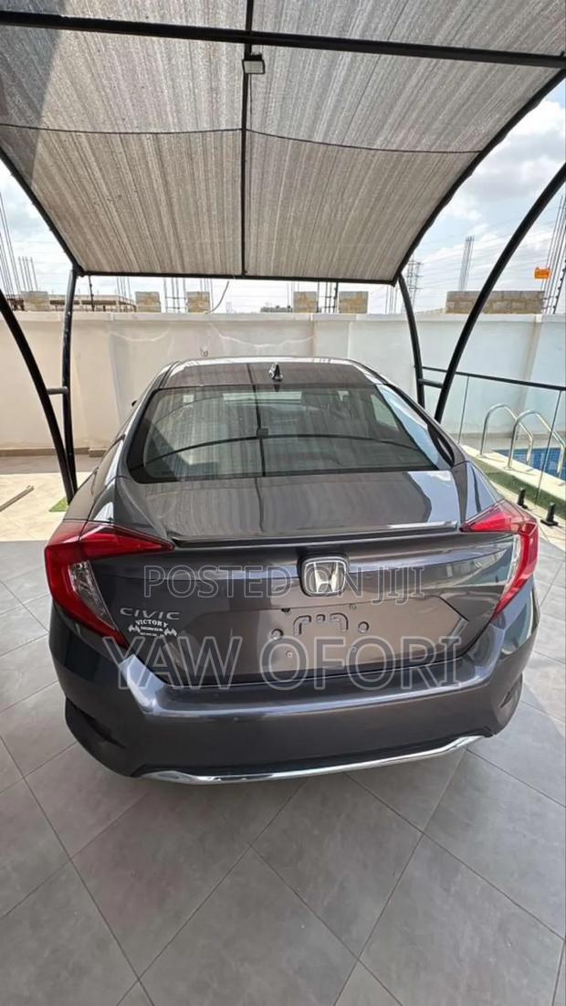 Honda Civic 2019 Gray