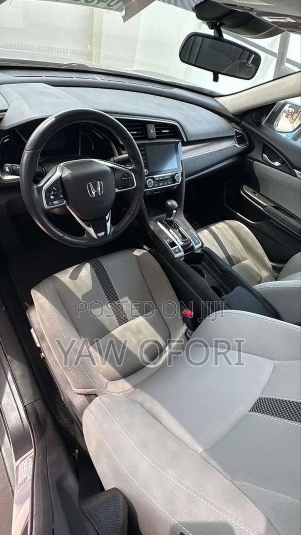 Honda Civic 2019 Gray