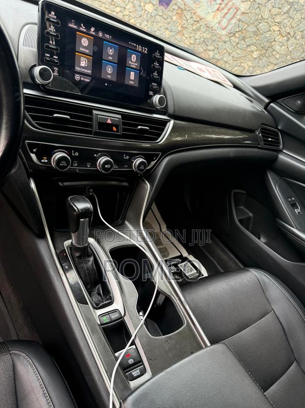 Honda Accord Sport 2018 White