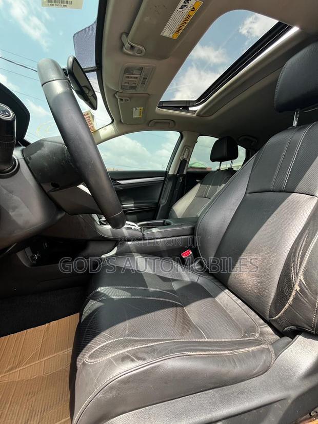 Honda Civic 2017 Gray photo 5