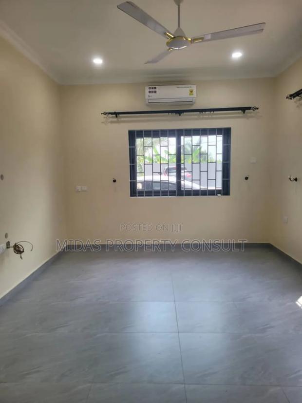 2bdrm Apartment in Tseaddo for rent photo 2