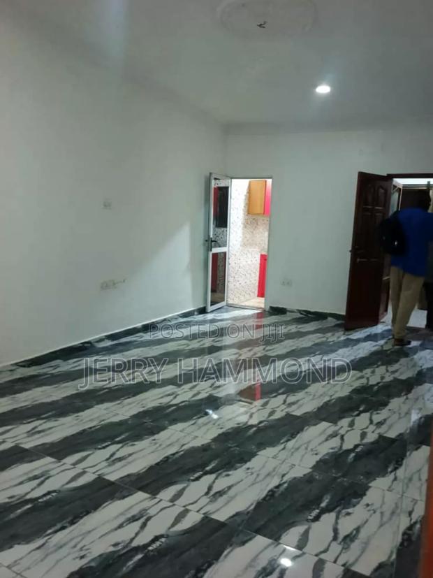 1bdrm Apartment in Bush Road, Teshie for rent · Photo 1