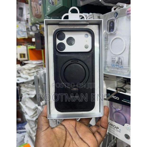 Caseform Flip Protection Case for iPhone 17 Pro Max photo 2