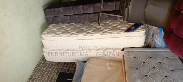 Quality King Size Mattress. 14" Fresh Memory Foam · Photo 2
