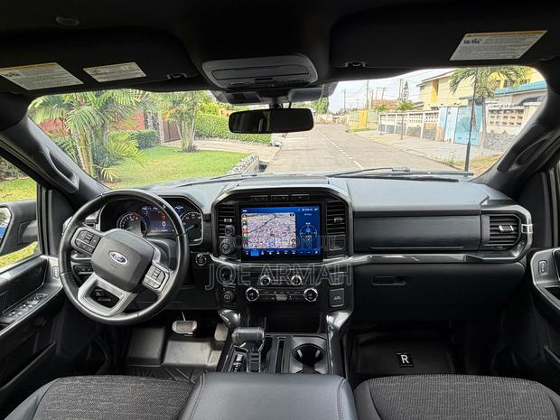 Ford F-150 2021 Gray