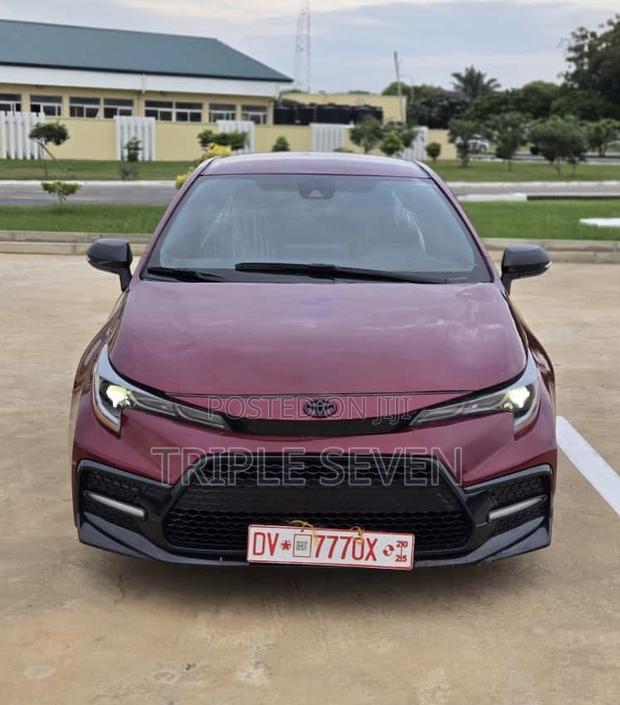 Toyota Corolla SE 2022 Burgundy