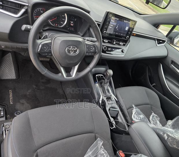 Toyota Corolla SE 2022 Burgundy