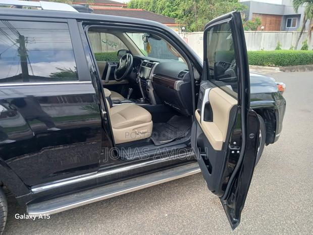 Toyota 4-Runner Limited 4WD 2024 Black