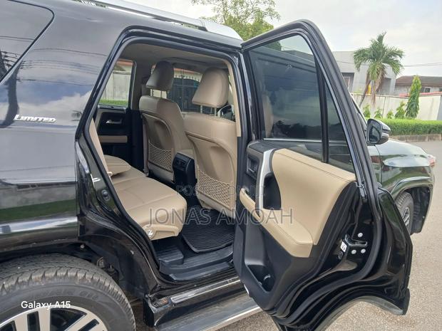 Toyota 4-Runner Limited 4WD 2024 Black